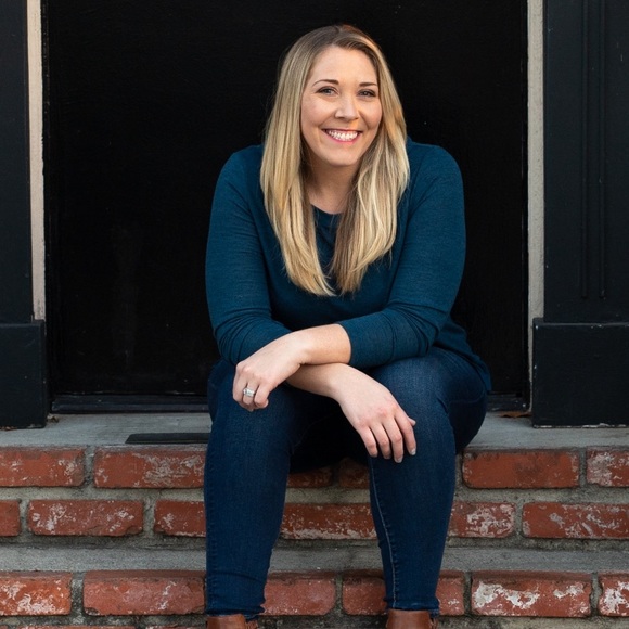 Meet your seller!!!!!! - Picture 1 of 2